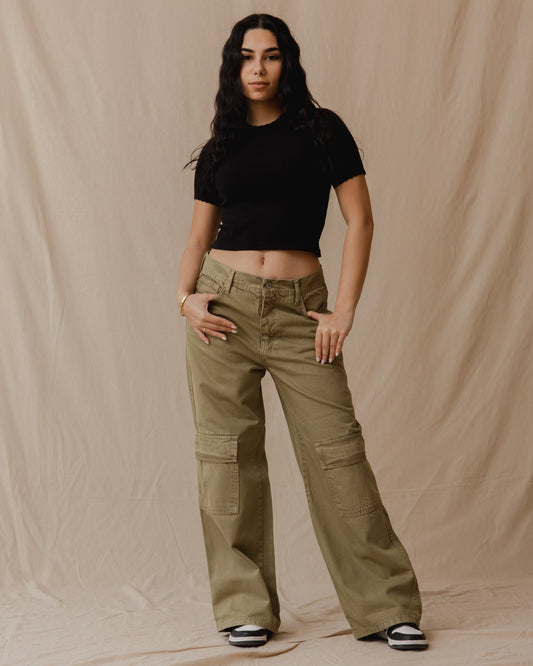 Pantalon cargo délavé en olive