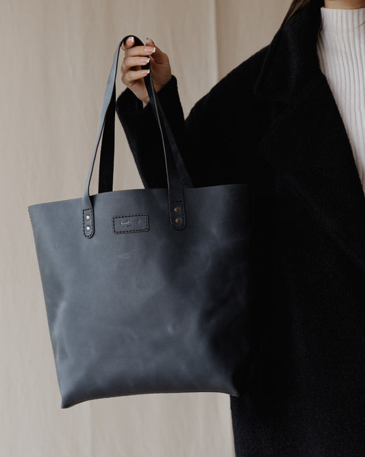 The Classic Genuine Tote Navy