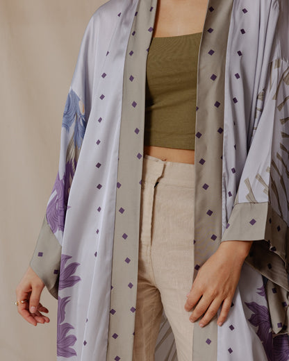 Lilly Garden Satin Kimono Violet X Bleu clair