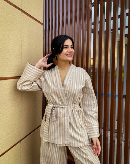 Kimono rayé monochrome beige