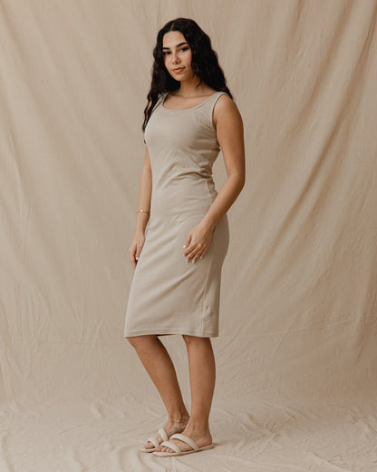 Vestido Minimal De Canalé Beige