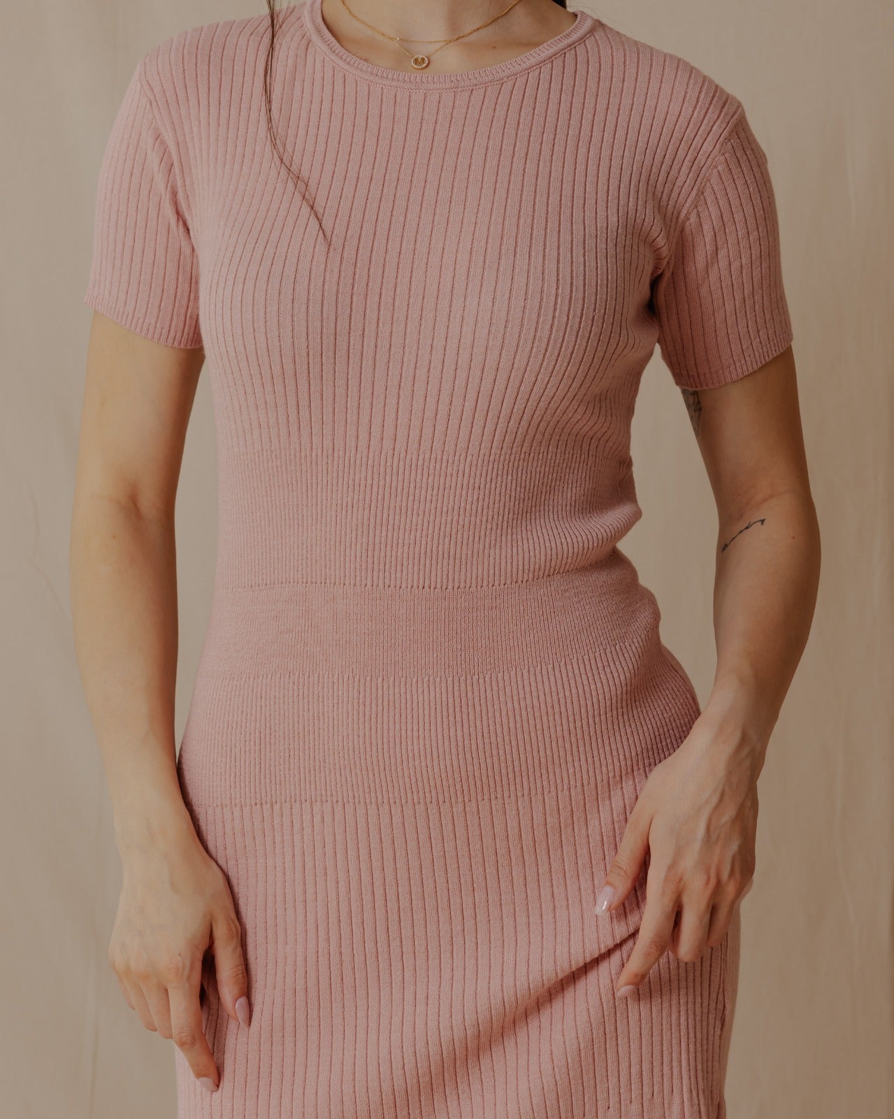 Vestido de malha de manga curta Cashmere