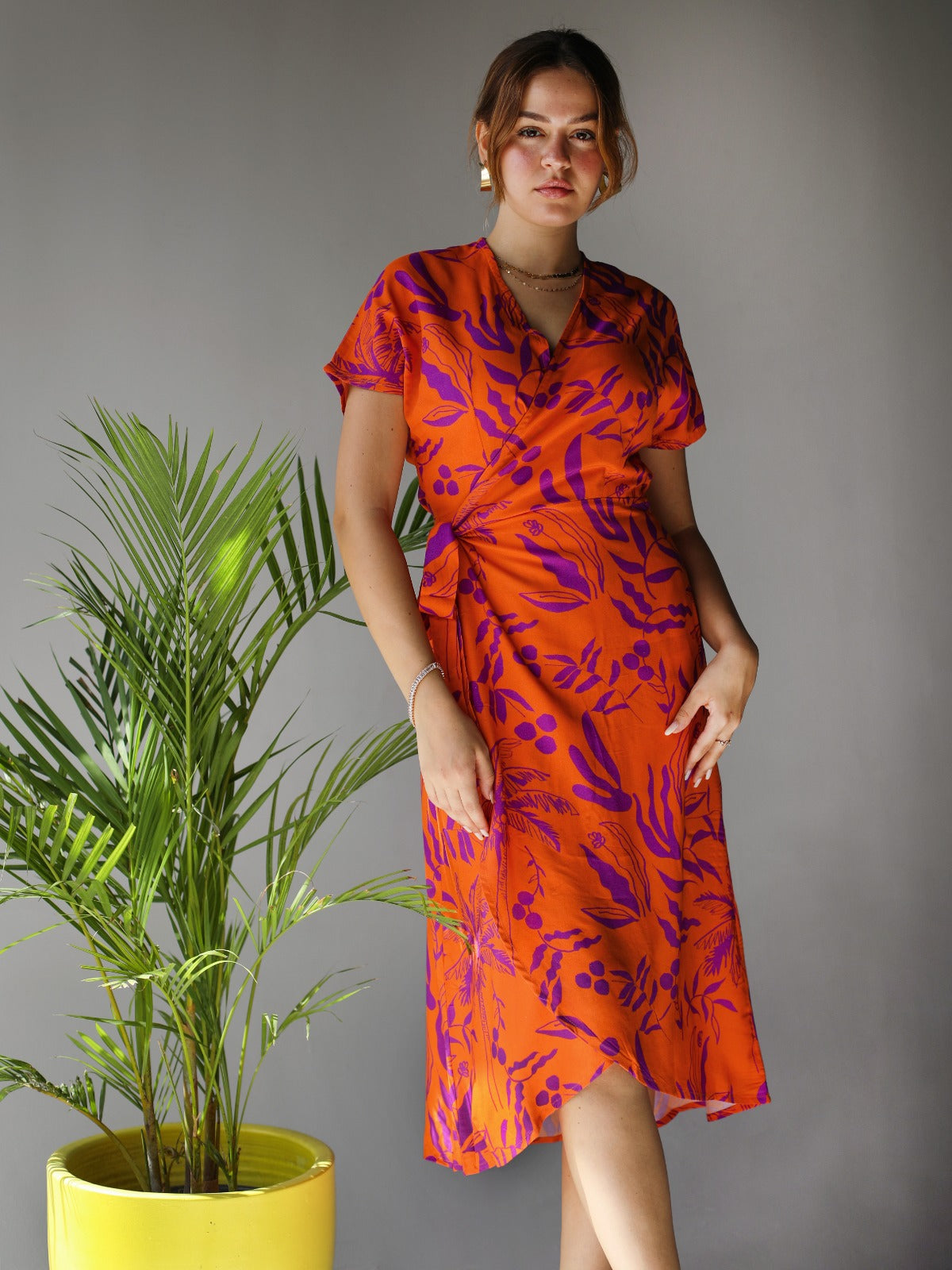 Vestido de verano de flor de naranja