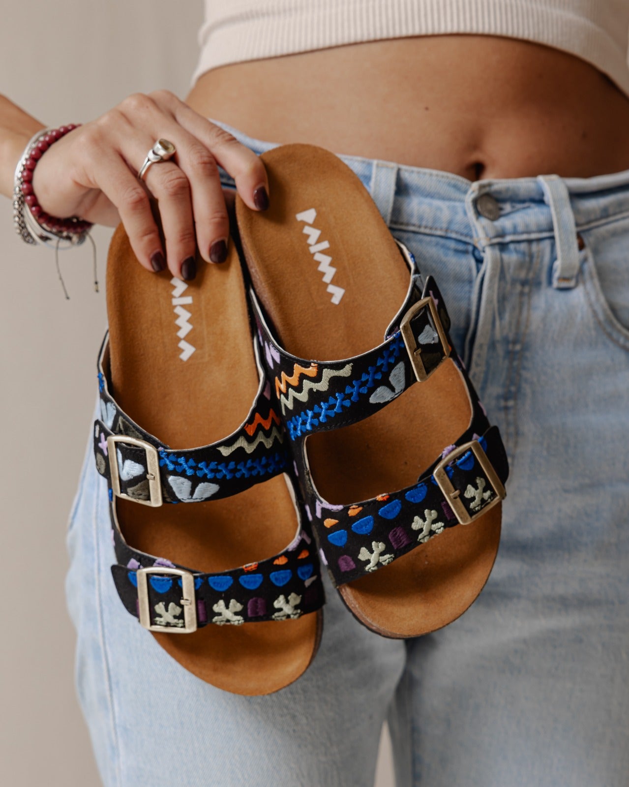 Chanclas Líneas Boho Negro