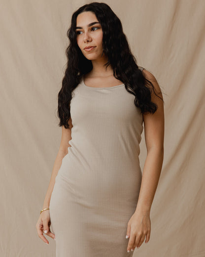 Vestido Minimal De Canalé Beige