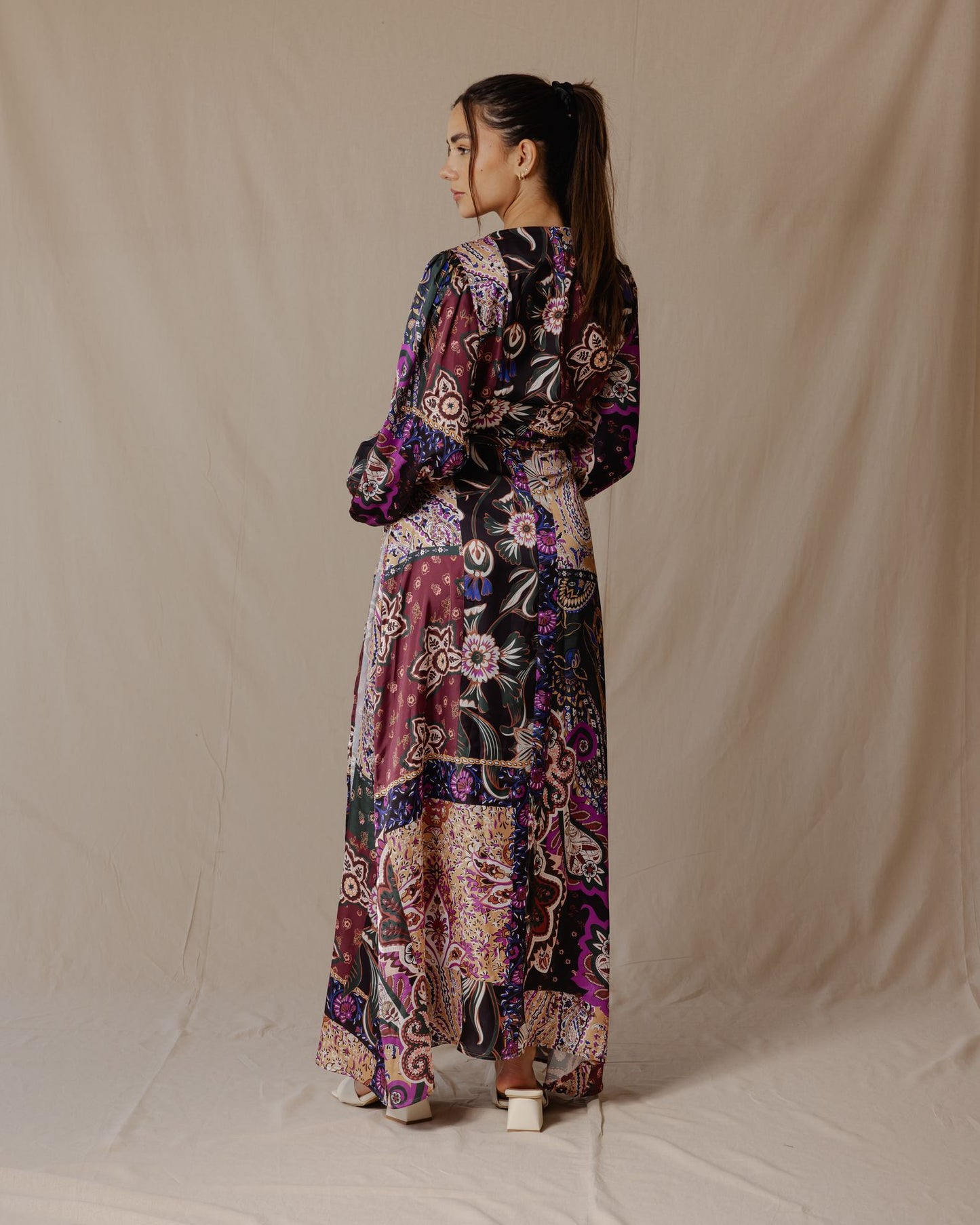 Patchwork Floral Wrap Robe Foncé