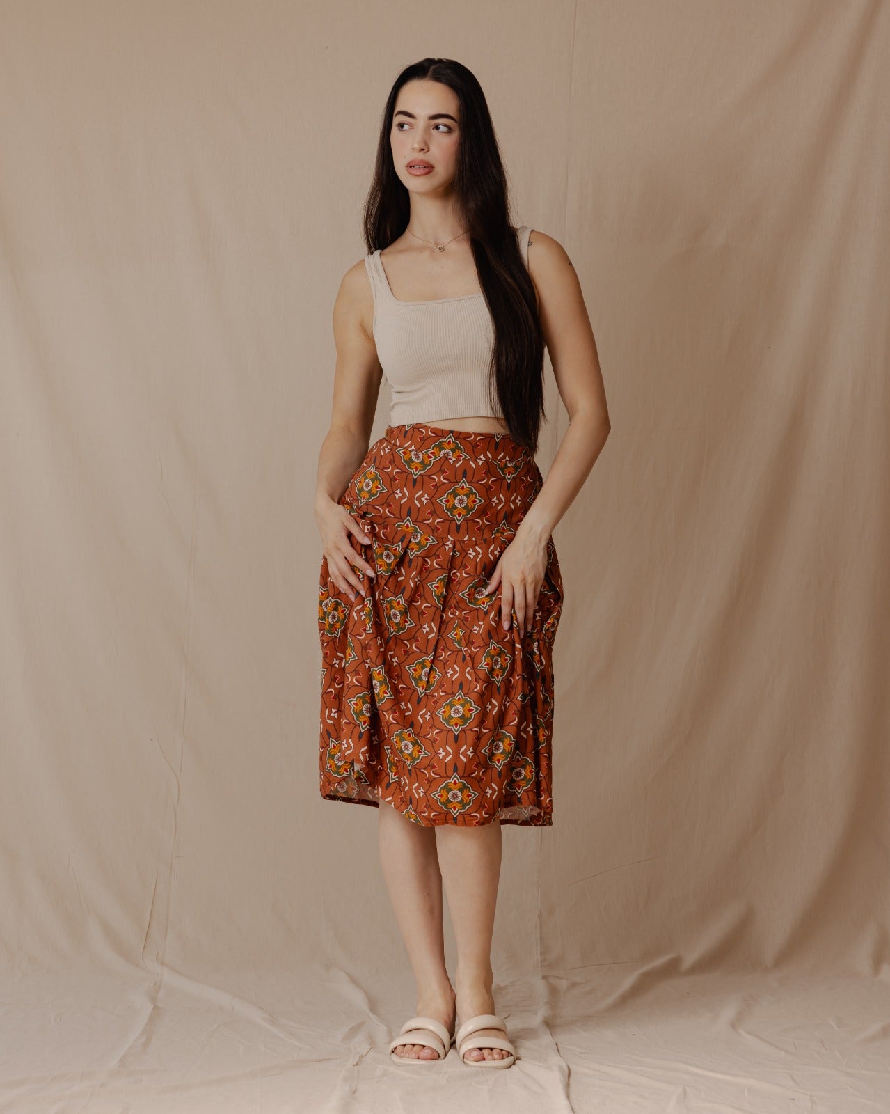 Suri Midi Skirt In Cinnamon