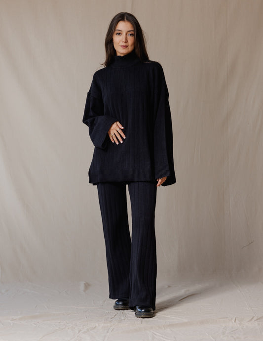 Turtleneck Knit Set Black