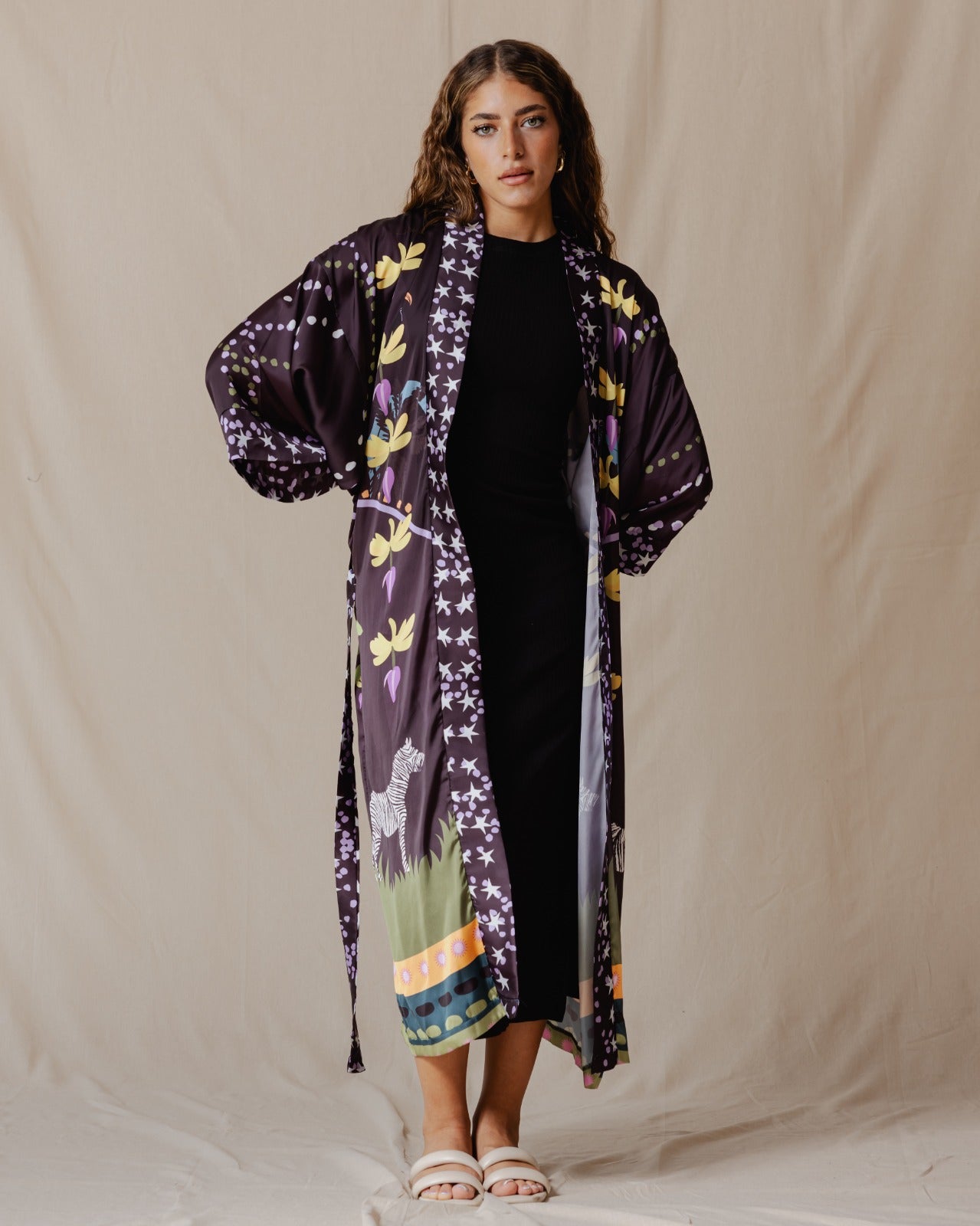 Kimono de satén Jungle Night Sparks