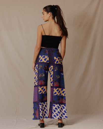 Calça Paisley Patchwork Preto X Azul