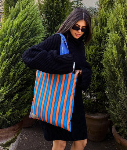 Lineare Tote Orange X Blau