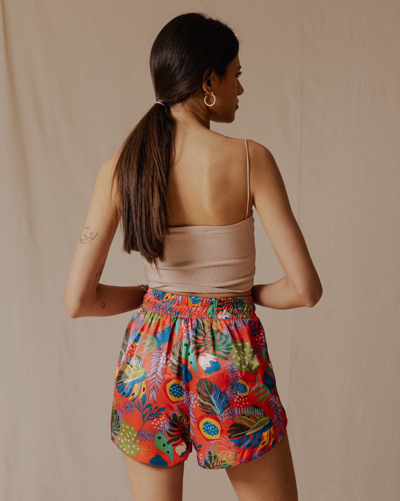 Festive Botanical Shorts Hot Red