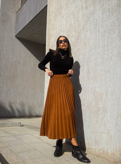 Havane Pleated Midi Skirt