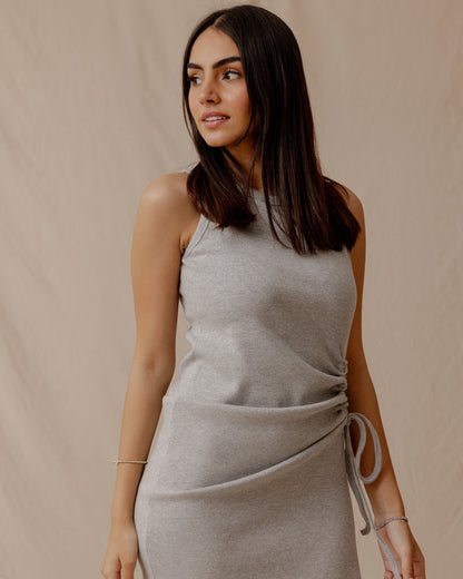 Vestido Ajustado Con Cordón Gris