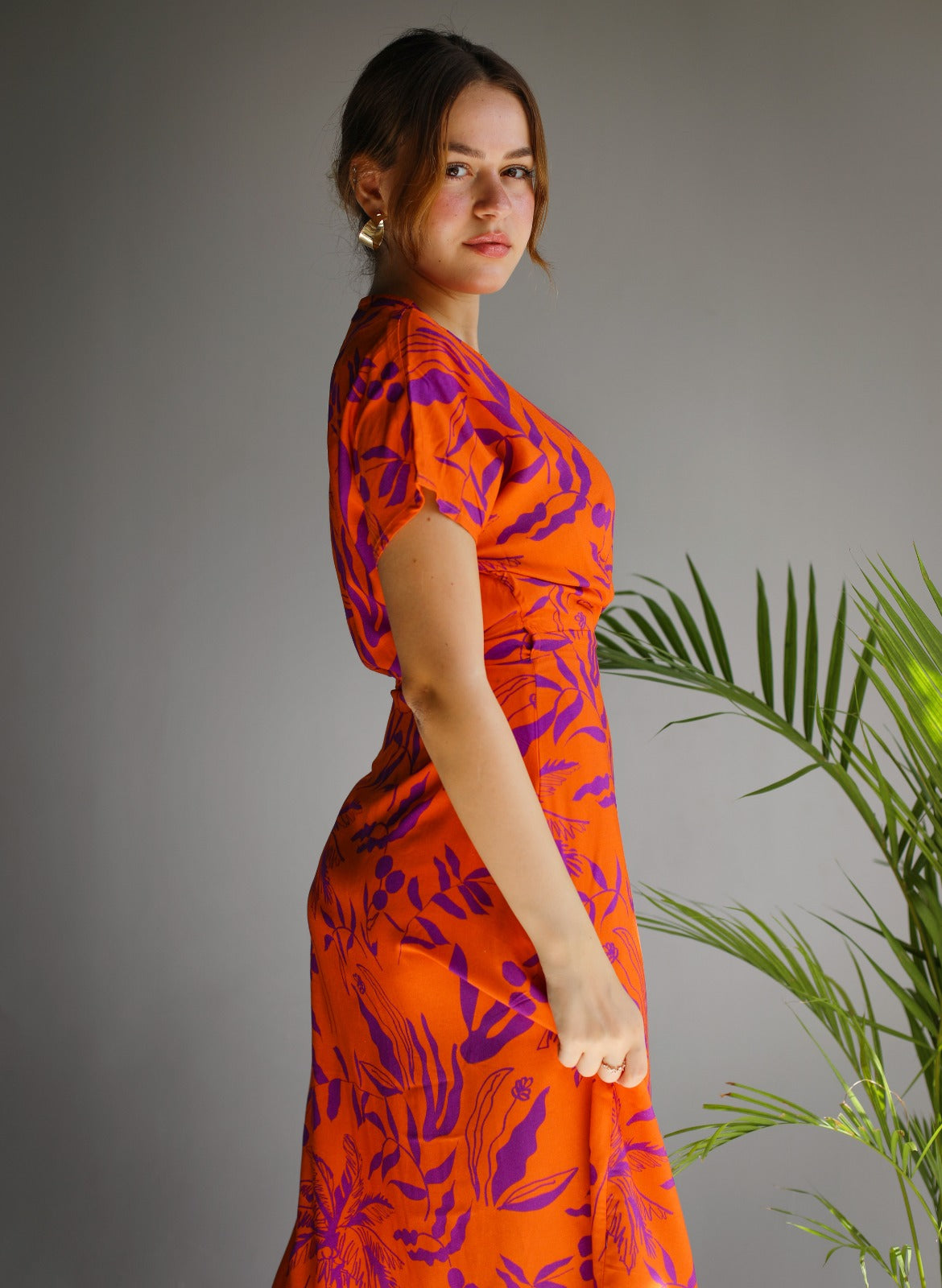 Vestido de verano de flor de naranja