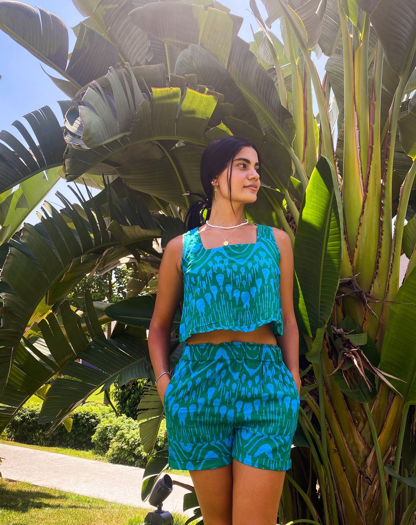 Conjunto de linho Ikat em verde x azul