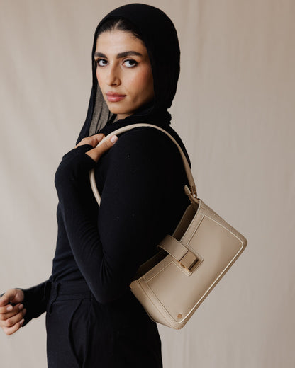 Luna Shoulder Bag In Beige