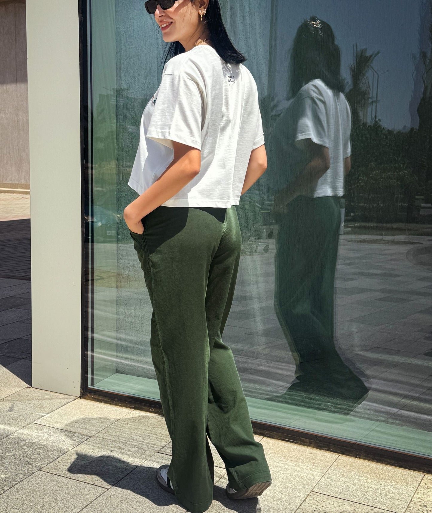 Pantalon classique en lin vert olive