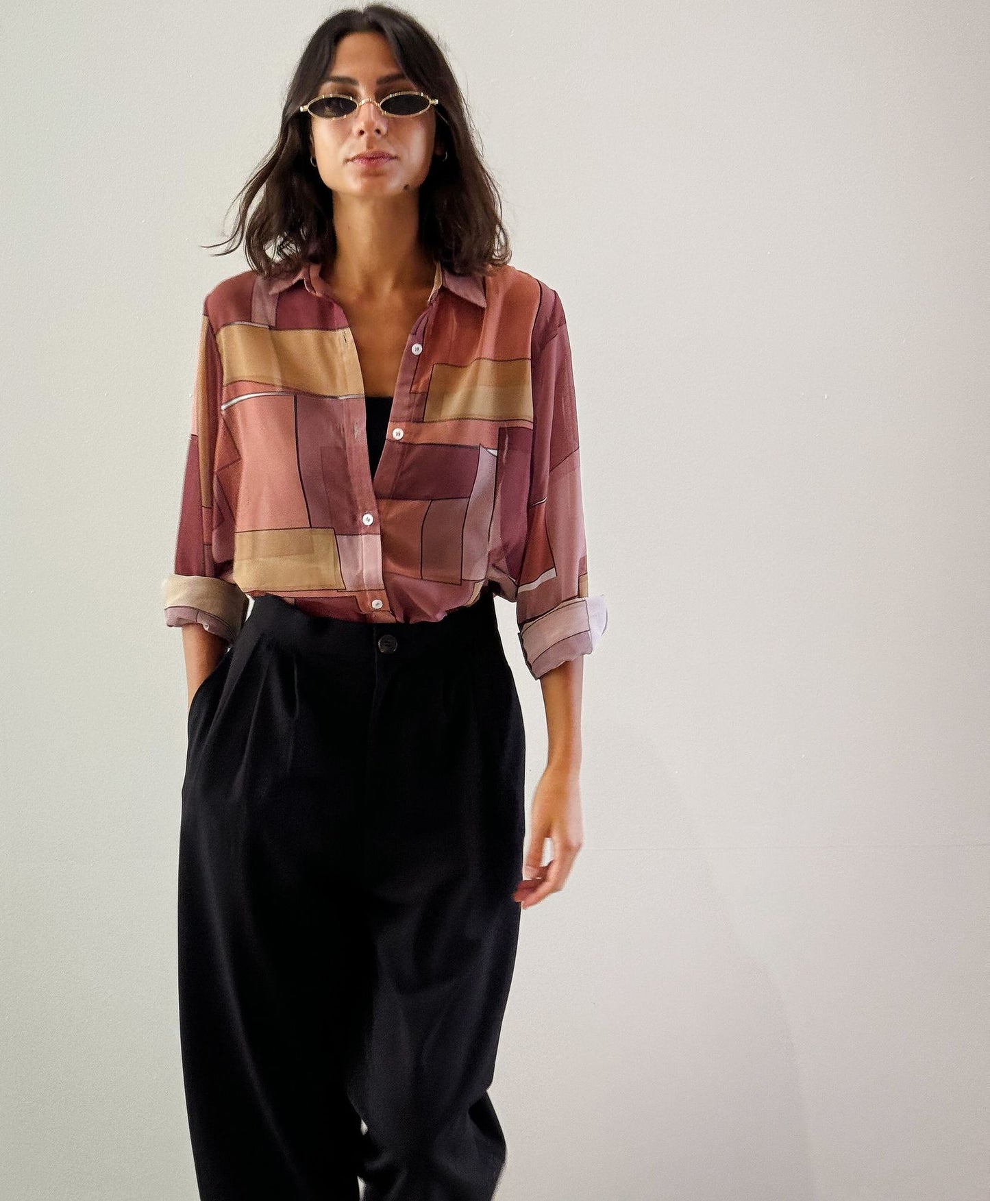 Camicia in chiffon patchwork in tonalità bordeaux