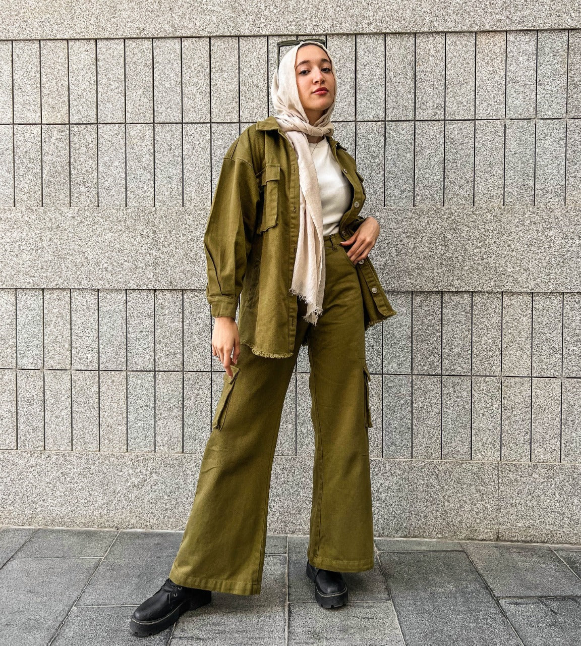 Essential Cargo Pants Olive