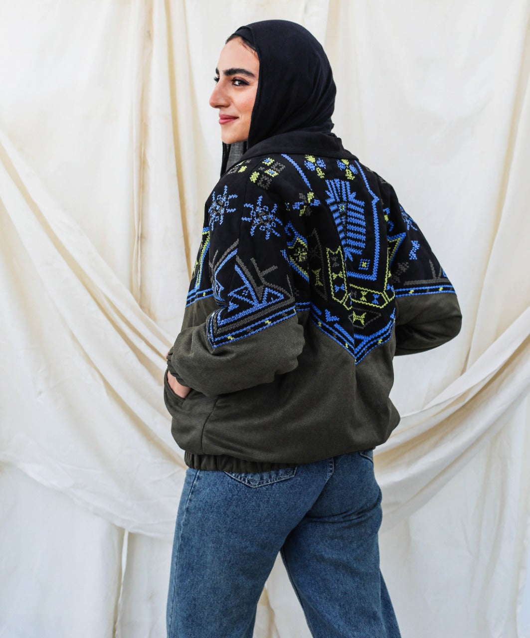 Die Tribal Bomber jacke Olive