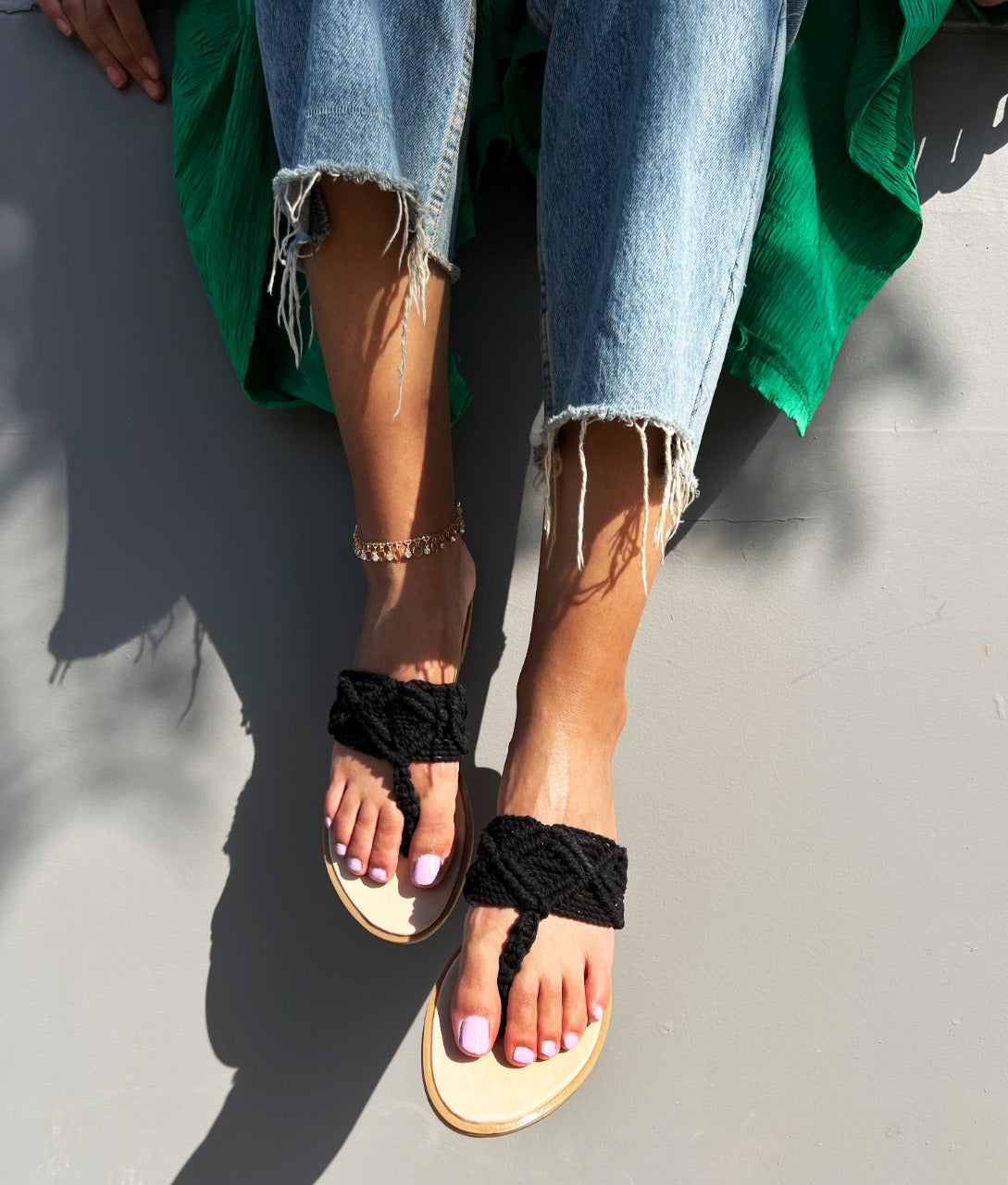 Macrame Toe Sandals Black