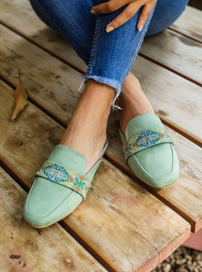 Mules con cintura Menta