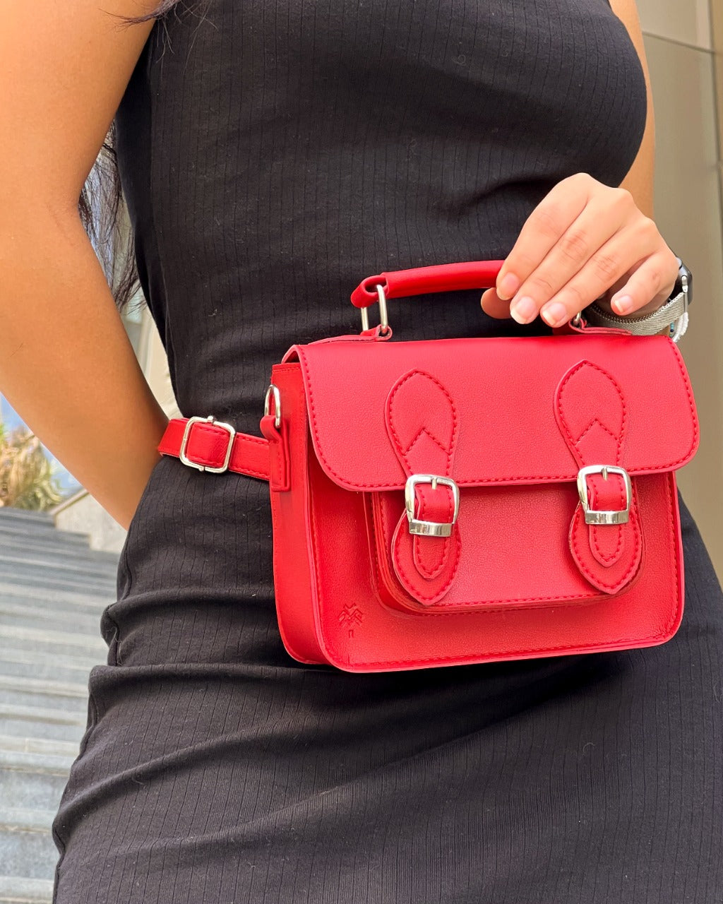 Rote Mini-Satchel