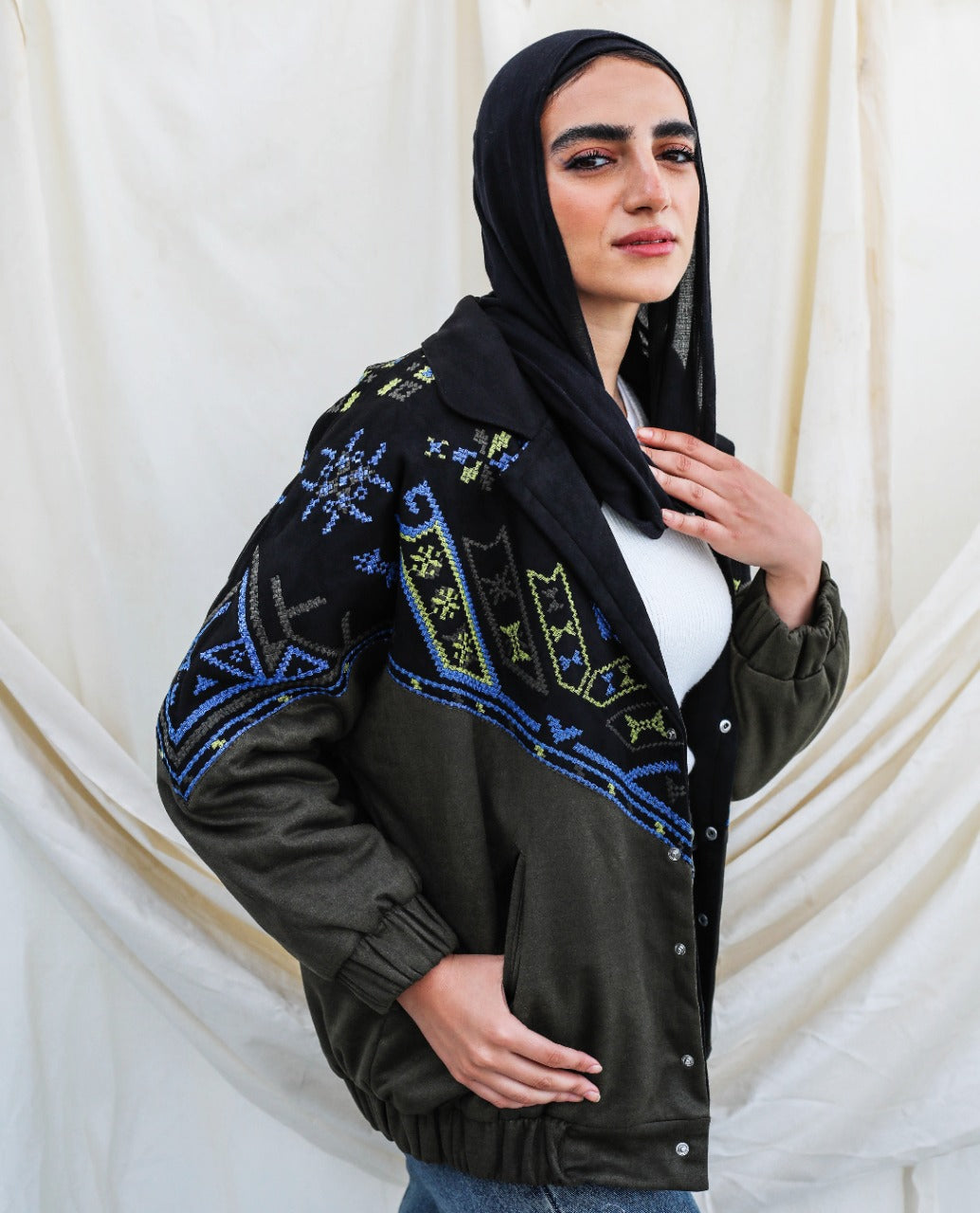 Die Tribal Bomber jacke Olive